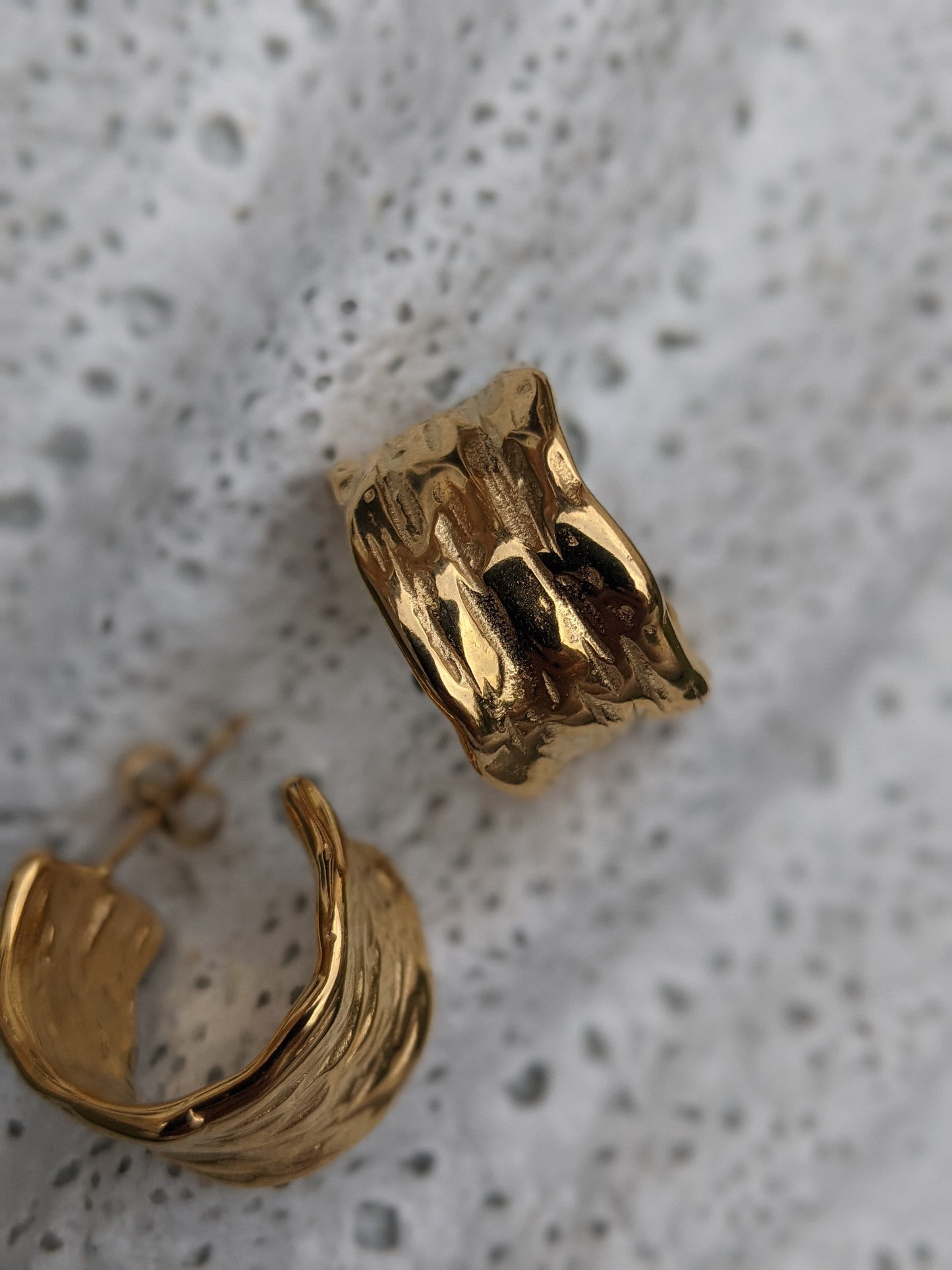 Auréole 18K Gold-Plated Sculptural Hoop Earrings