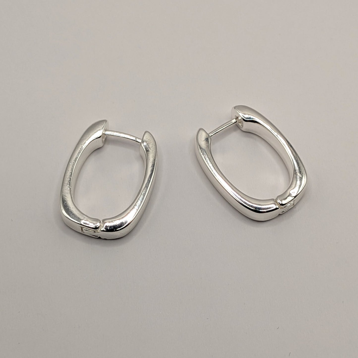 925 Sterling Silver Modern Oval Hoop Earrings