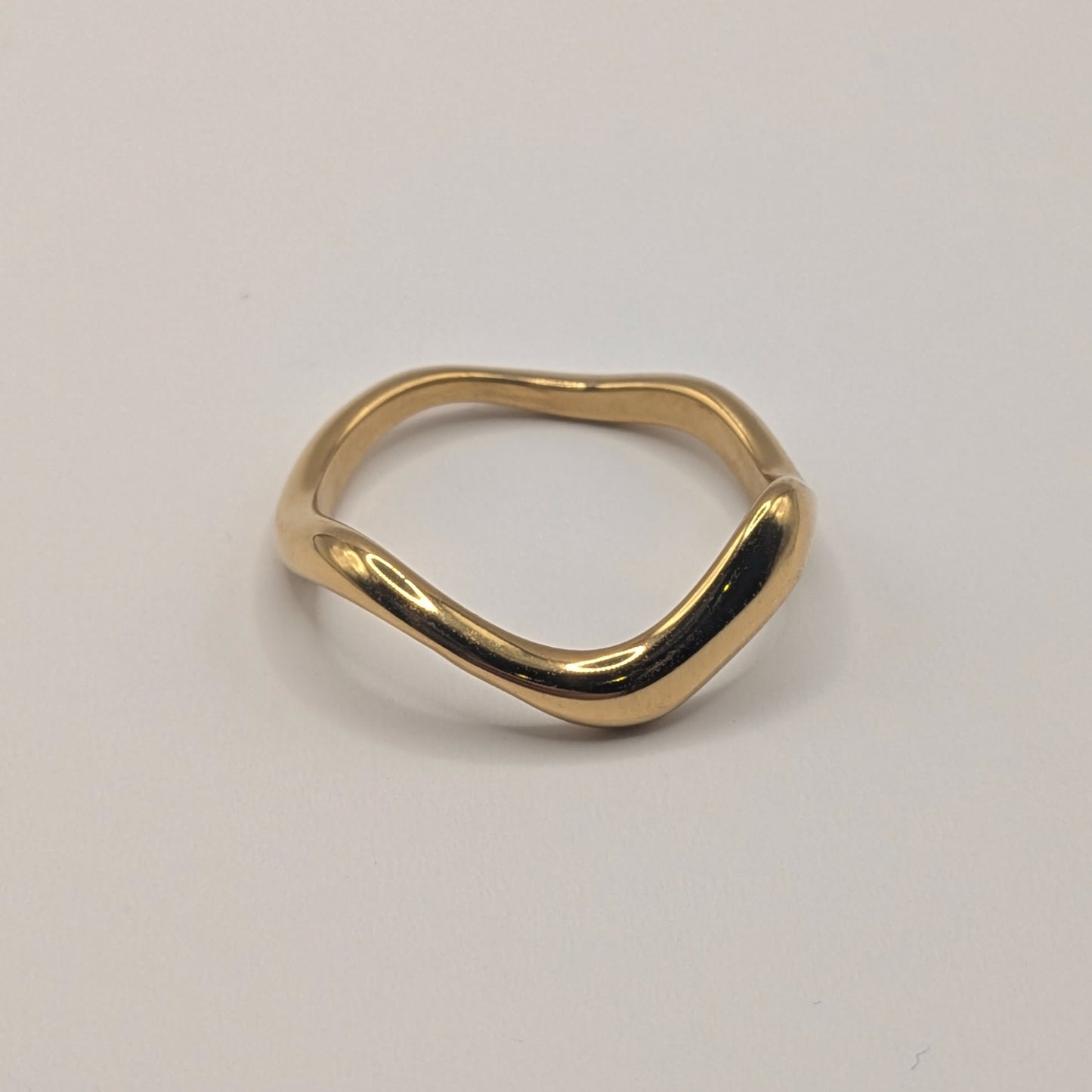Fluid Wave Ring – Minimalist 18K Gold Plated Organic Design