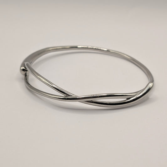 Minimalist Geometric Knot Bangle