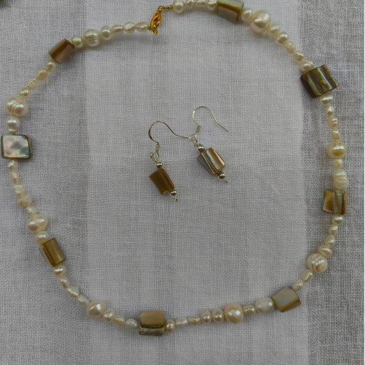 Freshwater Pearl & Mother of Pearl Necklace