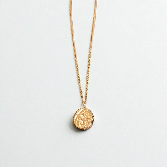Hammered Organic Pendant Necklace – 18K Gold Plated