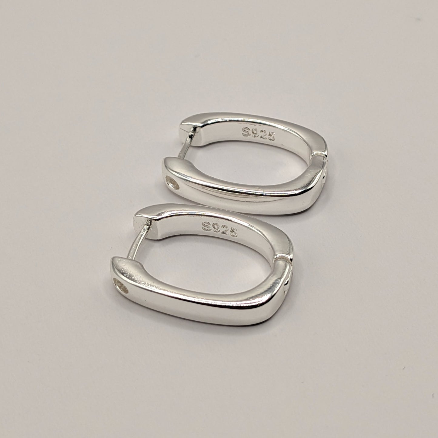925 Sterling Silver Modern Oval Hoop Earrings