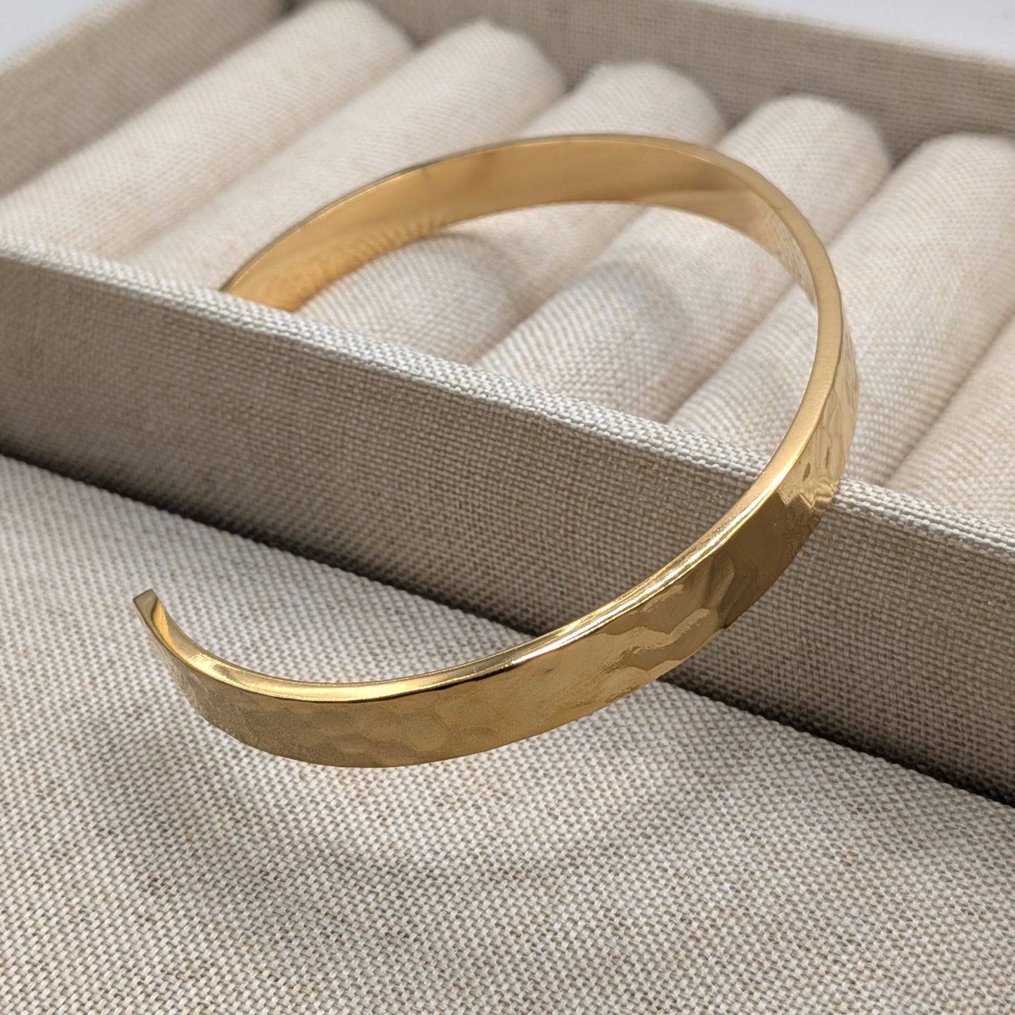 Forged Cuff Bracelet – 18K Gold Plated | Open Bangle
