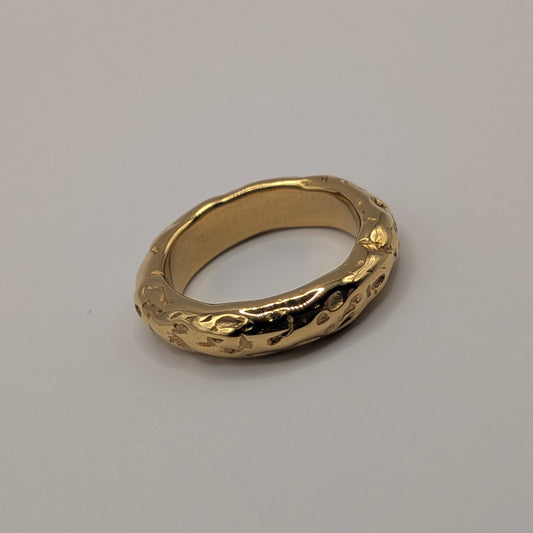Hammered 18K Gold-Plated Eternity Band