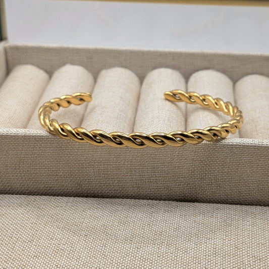 Twisted Rope Cuff Bracelet – 18K Gold Plated